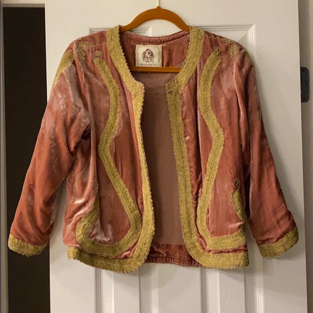 New chasing unicorns velvet jacket ✨